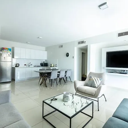 Pool Side Luxury Suite At Royal Park-New Listing Eilat Esterno foto